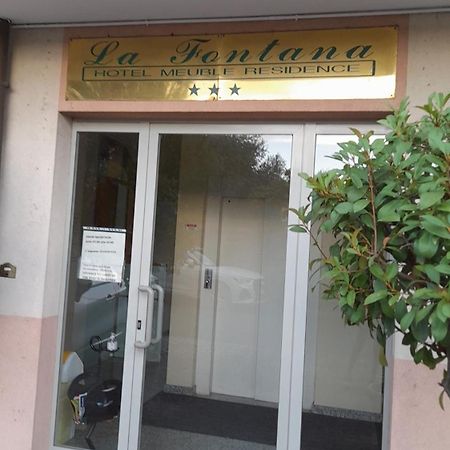 Hotel Residence La Fontana Mariano Comense Bagian luar foto